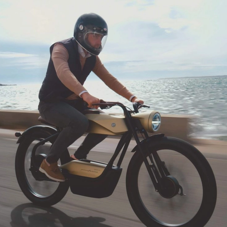 PF40 is the new retro-futuristic moped designed by Pininfarina - Pininfarina